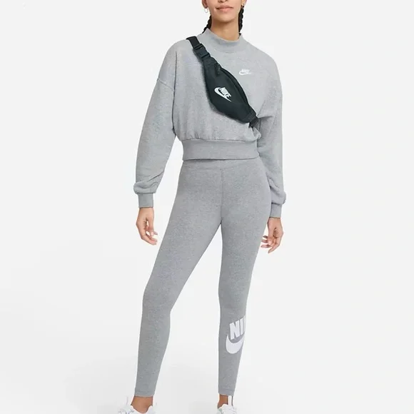 NWT Nike Gray High Rise Leggings- M - Picture 5 of 10